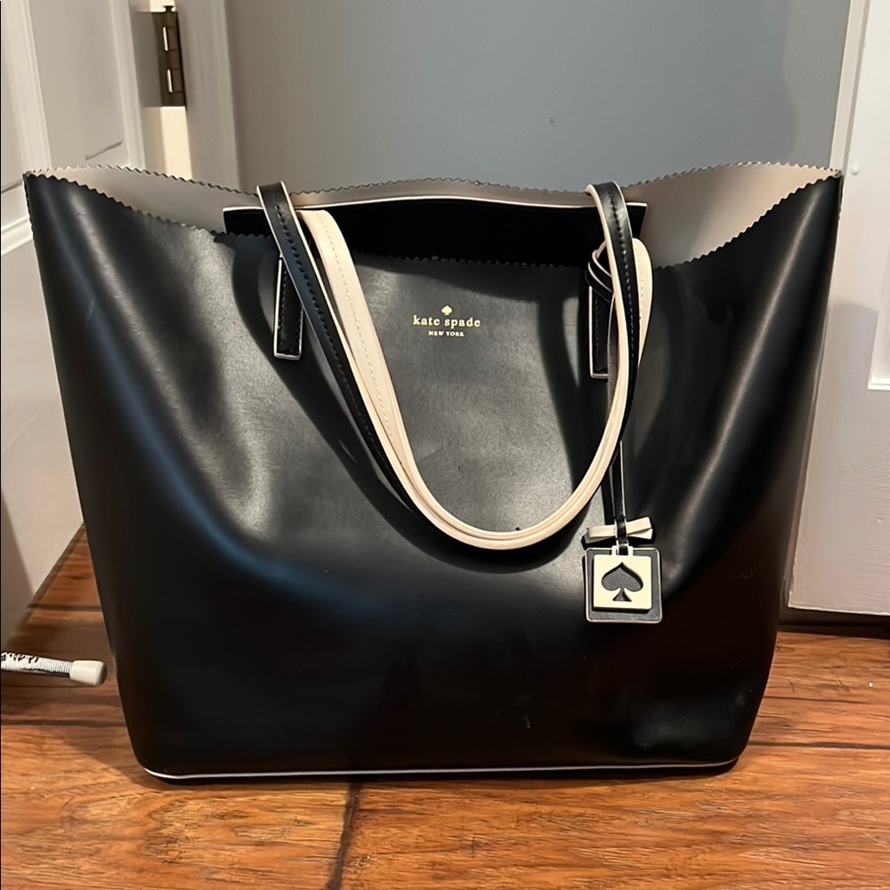 Kate Spade Black and Cream Structured Leather Tote